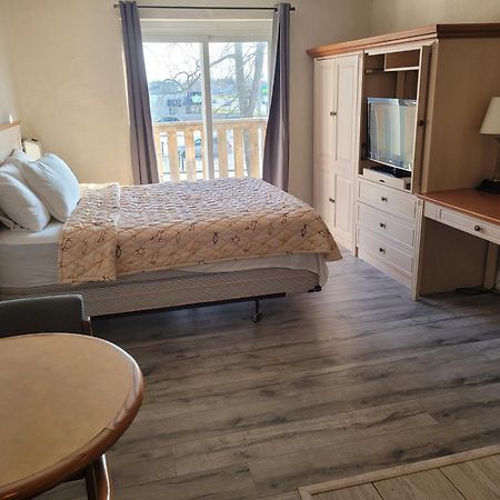 بورت إلغين Sand Castle Suites Motel المظهر الخارجي الصورة